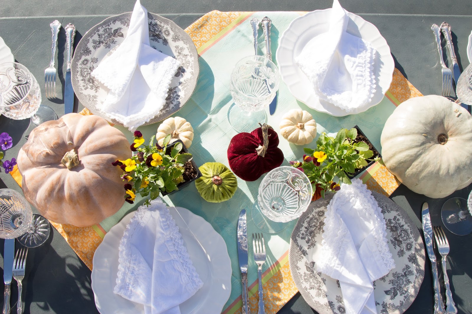 Setting an Elegant Thanksgiving Table with Pansies and Pumpkins ...